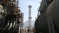 U.S. crude oil falls below $81 a barrel as market brushes off looming Iran oil sanctions
