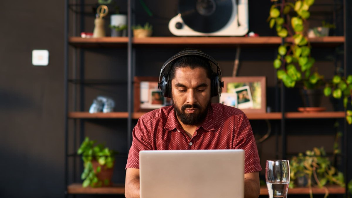 Relying too heavily on Google can lead you into this common mental trap, says decision-making expert - Vimarsana News
