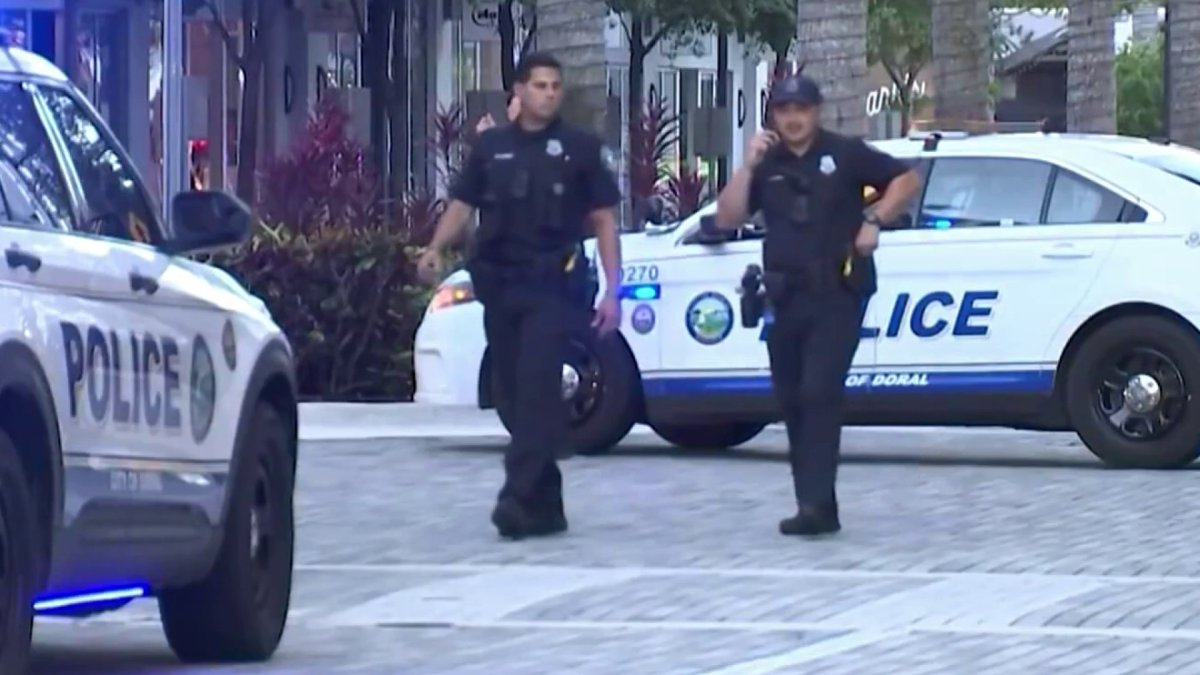 CityPlace Doral shooting 2 dead, 7 others injured, including police