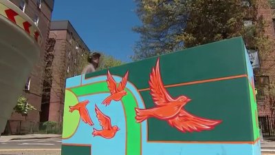 Art installation more than a mile long unveiled in Queens neighborhood