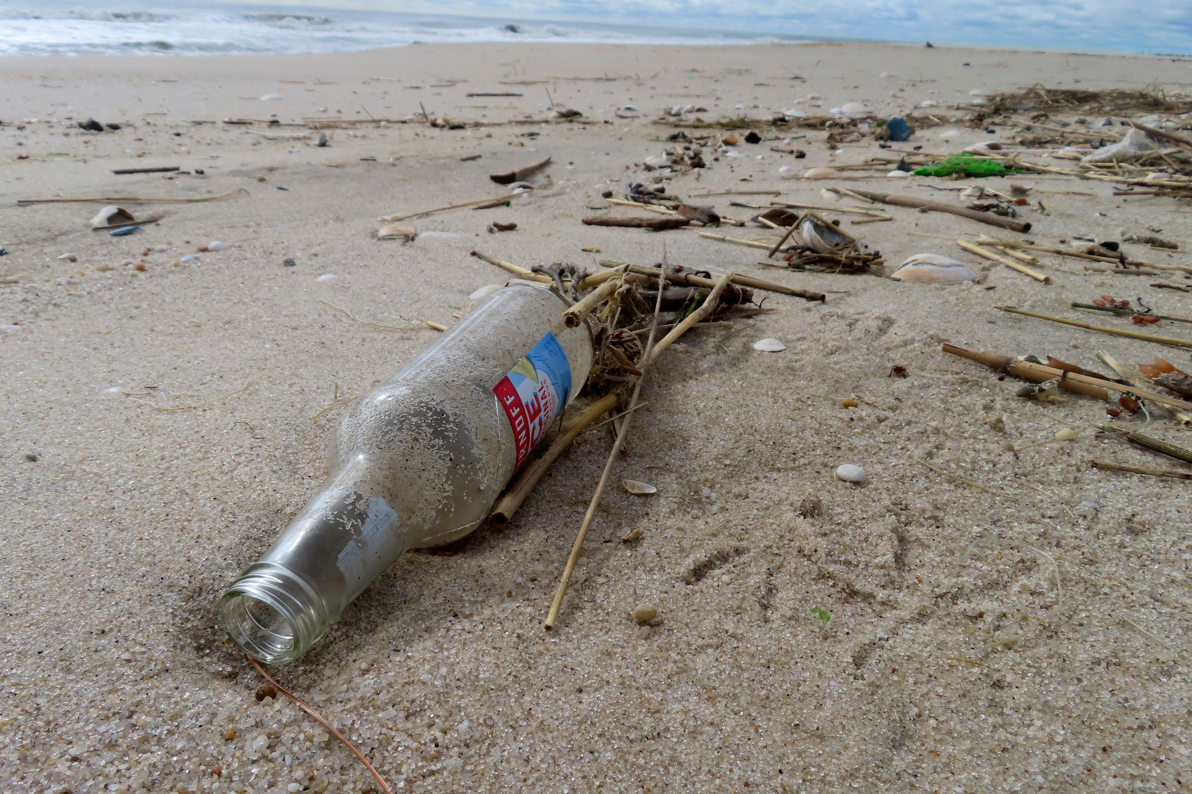 Volunteers pull bizarre trash from Jersey Shore beaches – NBC New York - Vimarsana News