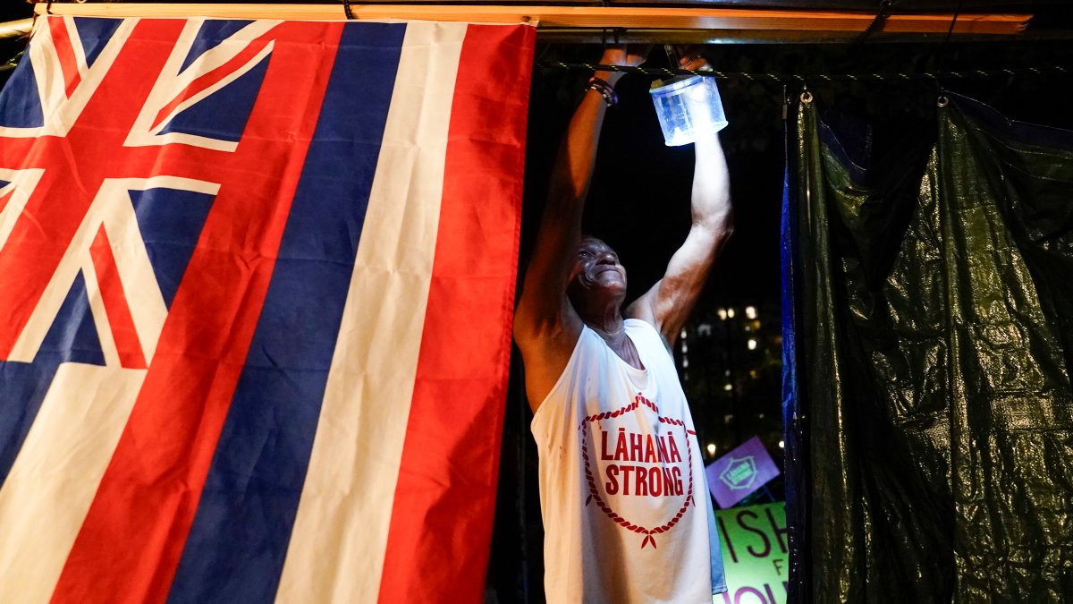 Hawaii lawmakers target vacation rentals after Lahaina wildfire NBC