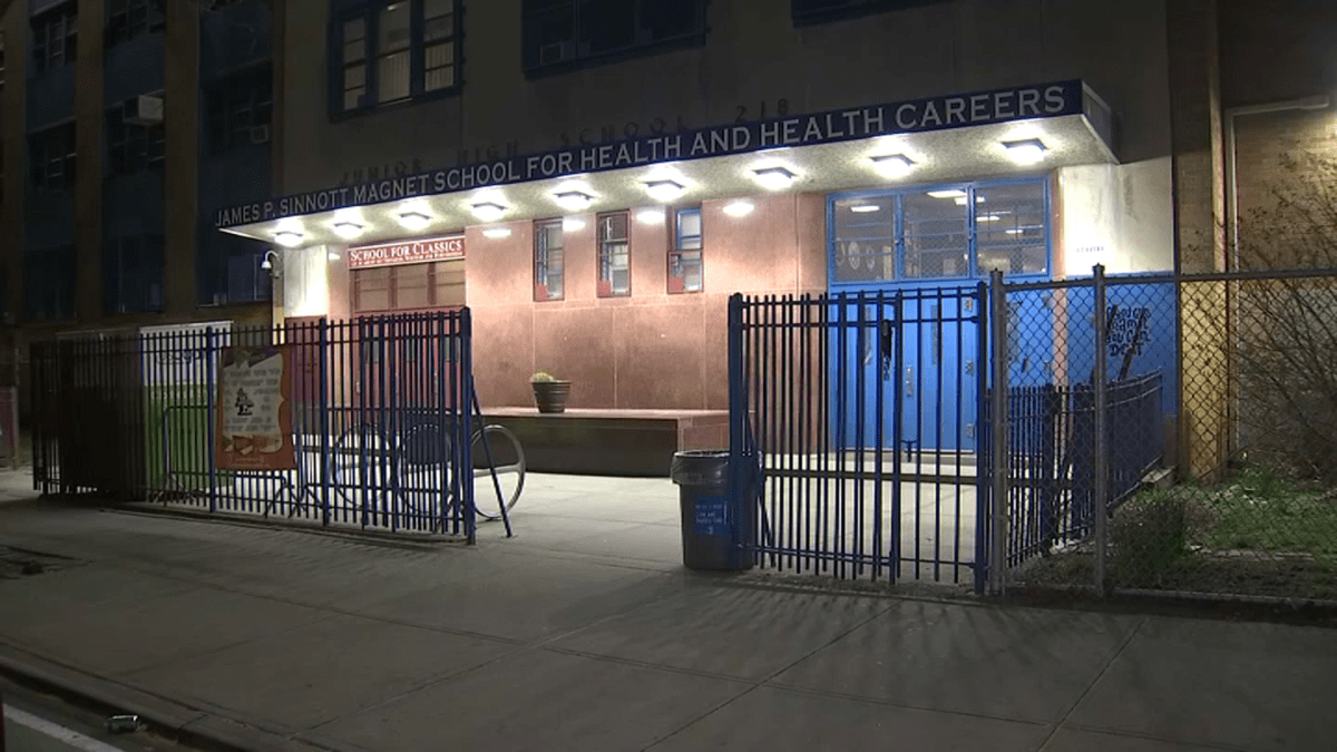 DOB Says Brooklyn School Gym Deemed Unsafe – NBC New York
