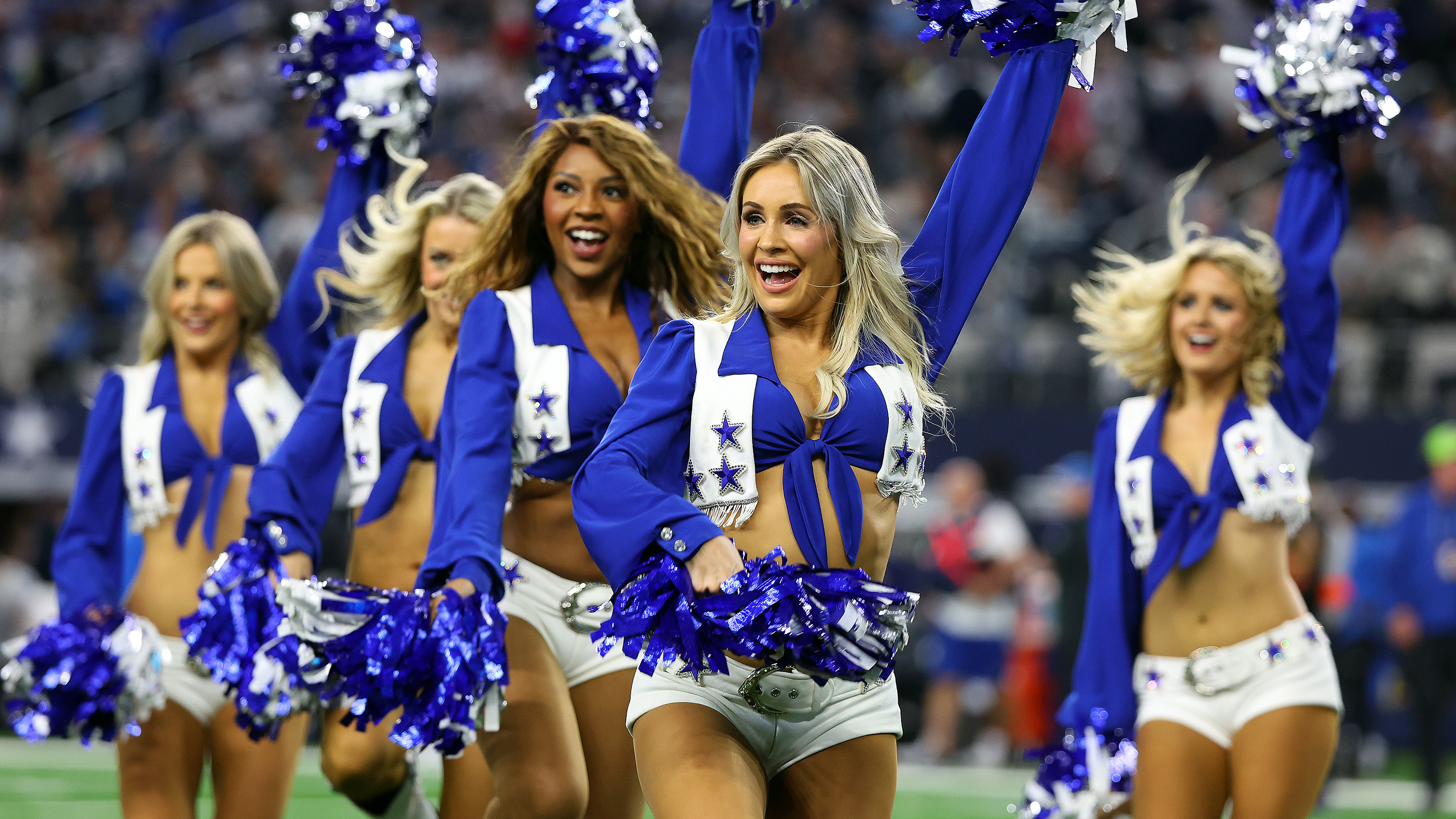 A new Dallas Cowboys Cheerleaders show is coming to Netflix this
summer