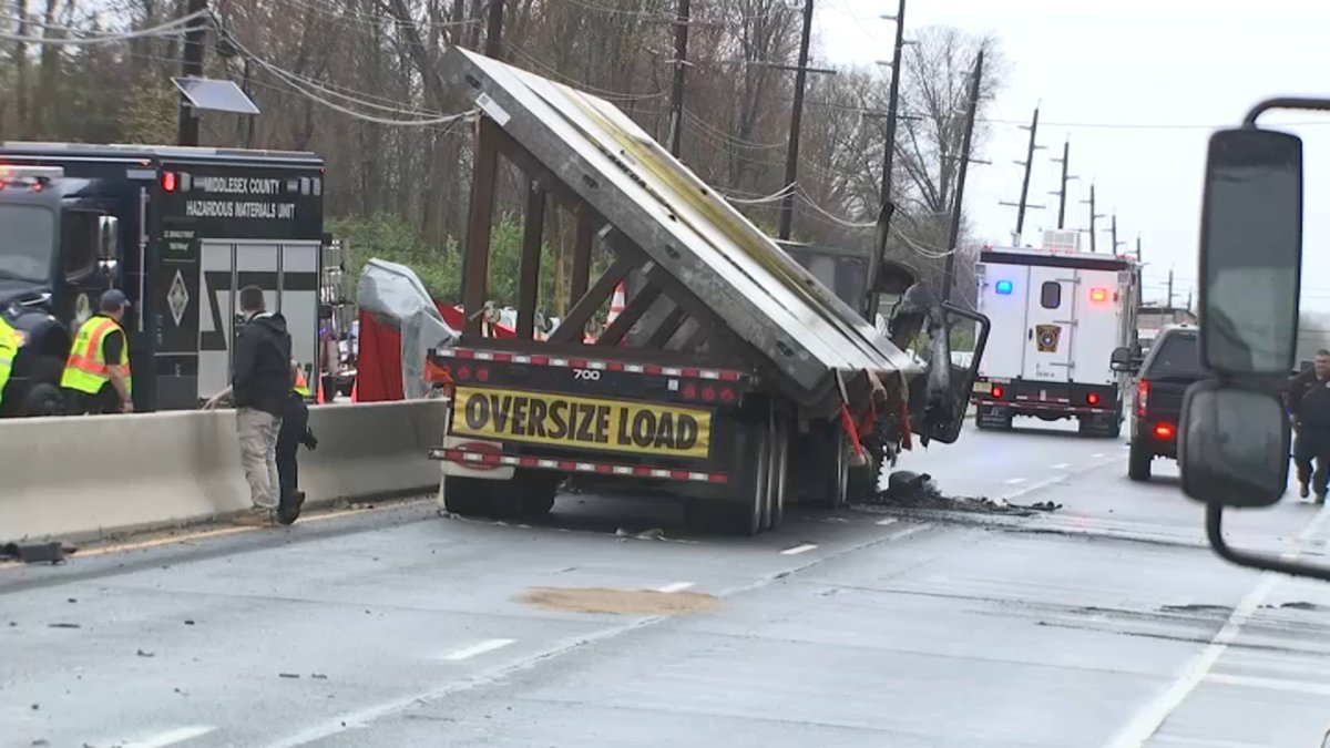 South Brunswick crash: 3 killed after truck plows into van on Route 1 – NBC New York - Vimarsana News