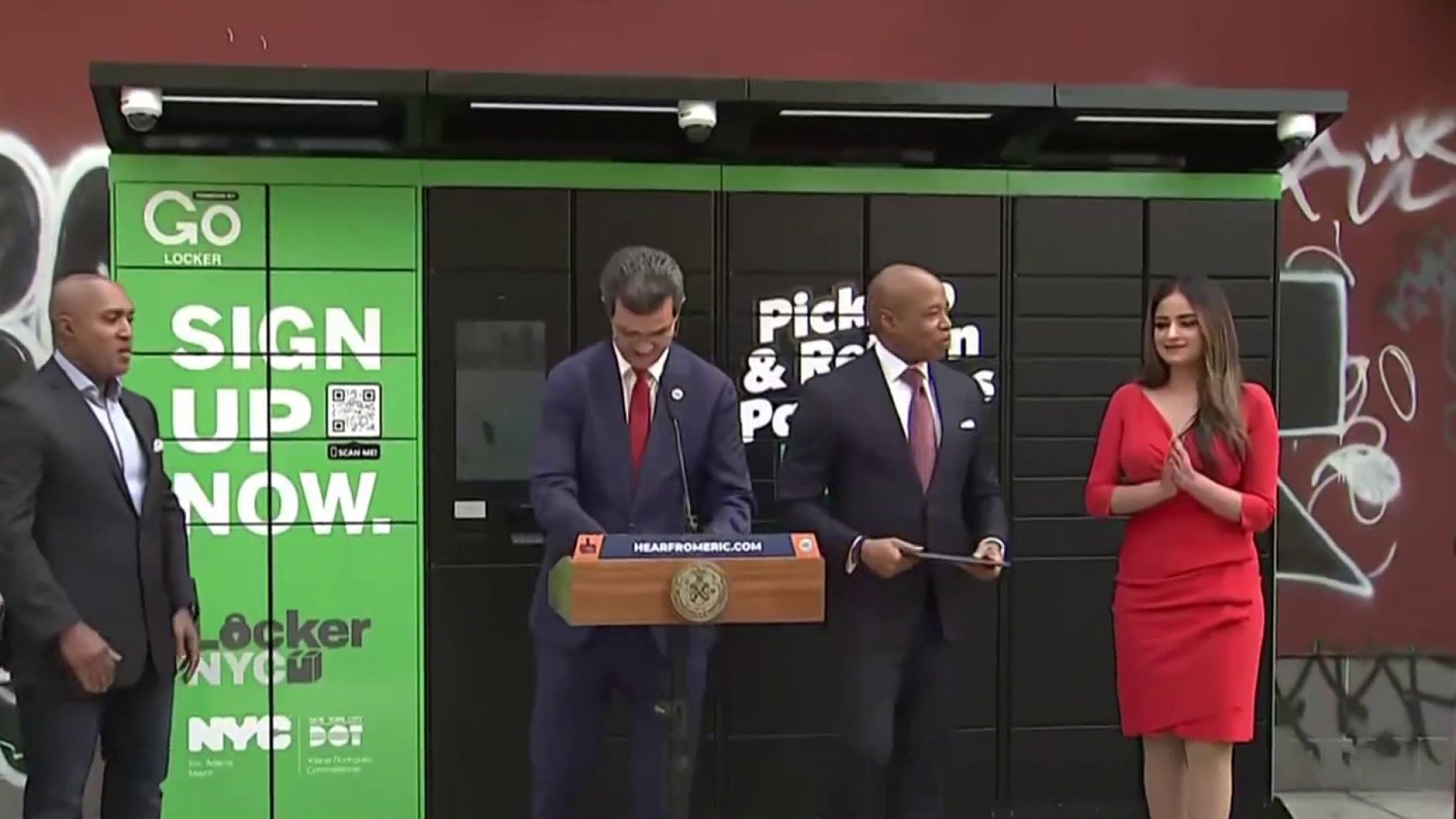 NYC unveils storage lockers to thwart package thieves - Vimarsana News