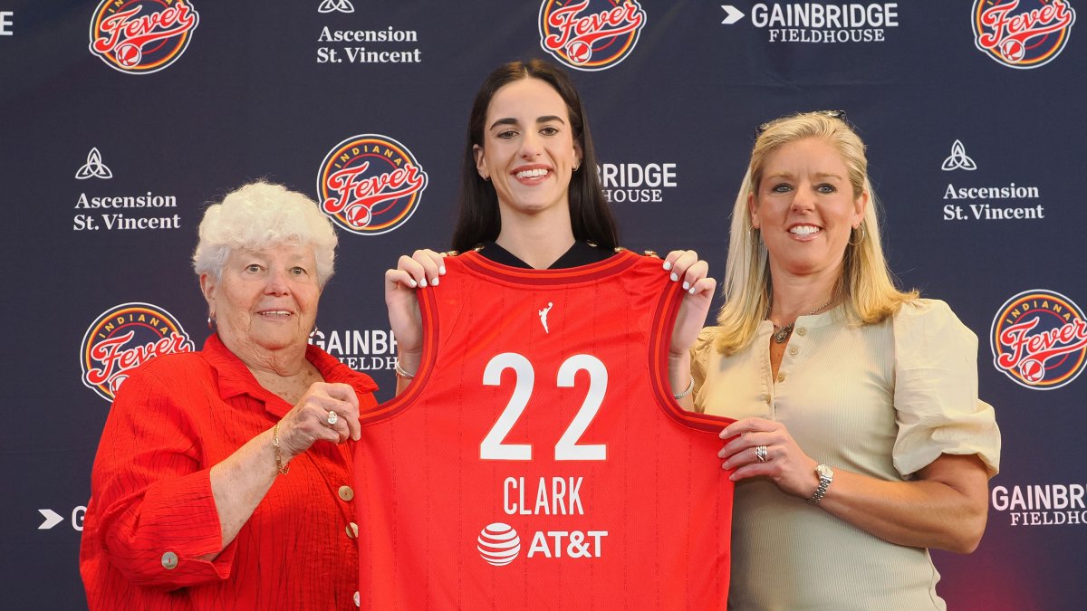 Caitlin Clark sets jersey sales record with Indiana Fever NBC New York
