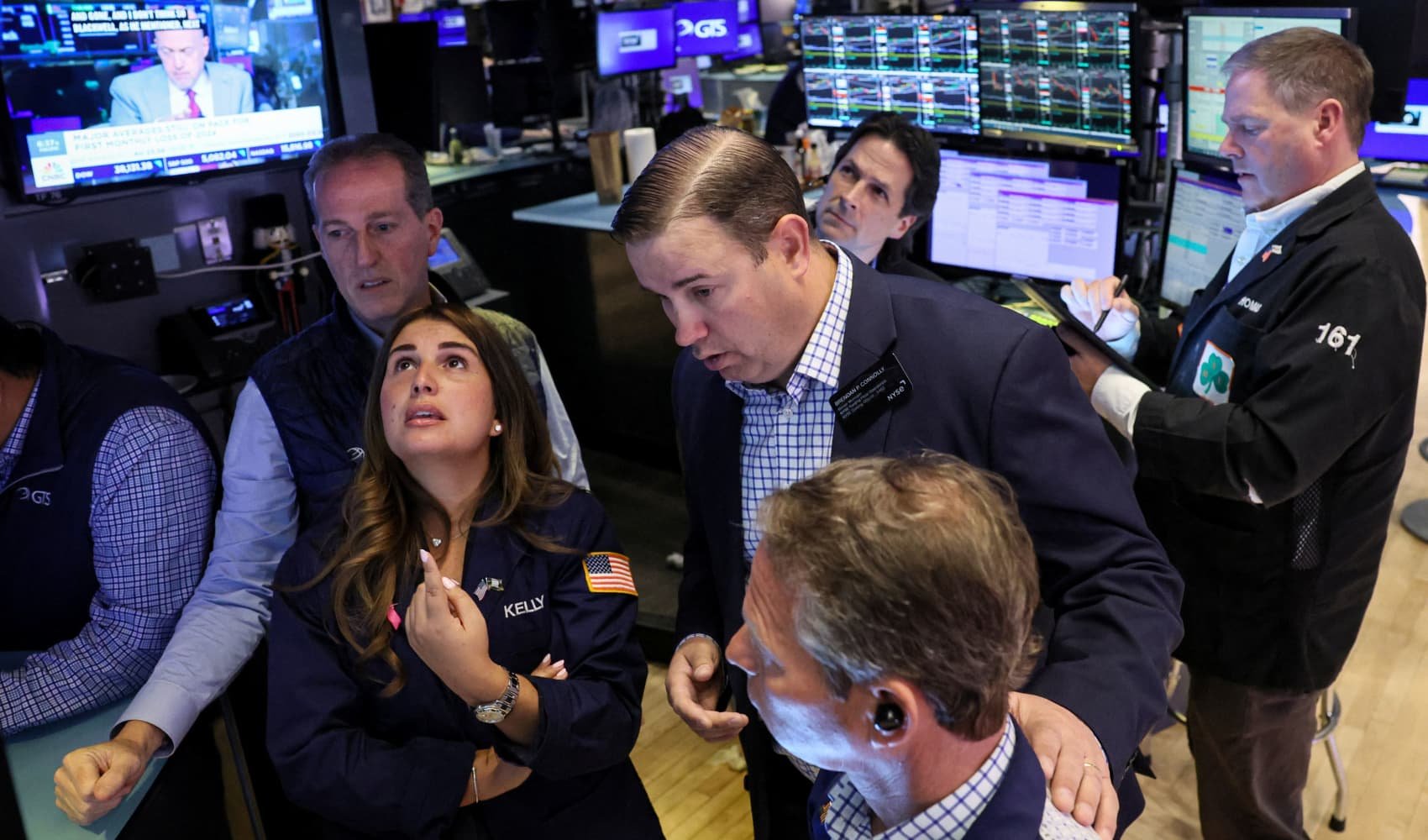 Treasury yields are little changed as investors digest inflation data - Vimarsana News