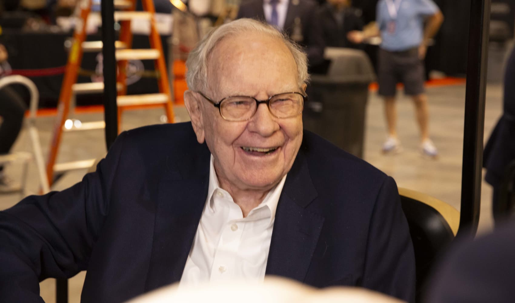 ‘Keep your head': Why Warren Buffett suggests reading a 19th century poem when stocks are falling