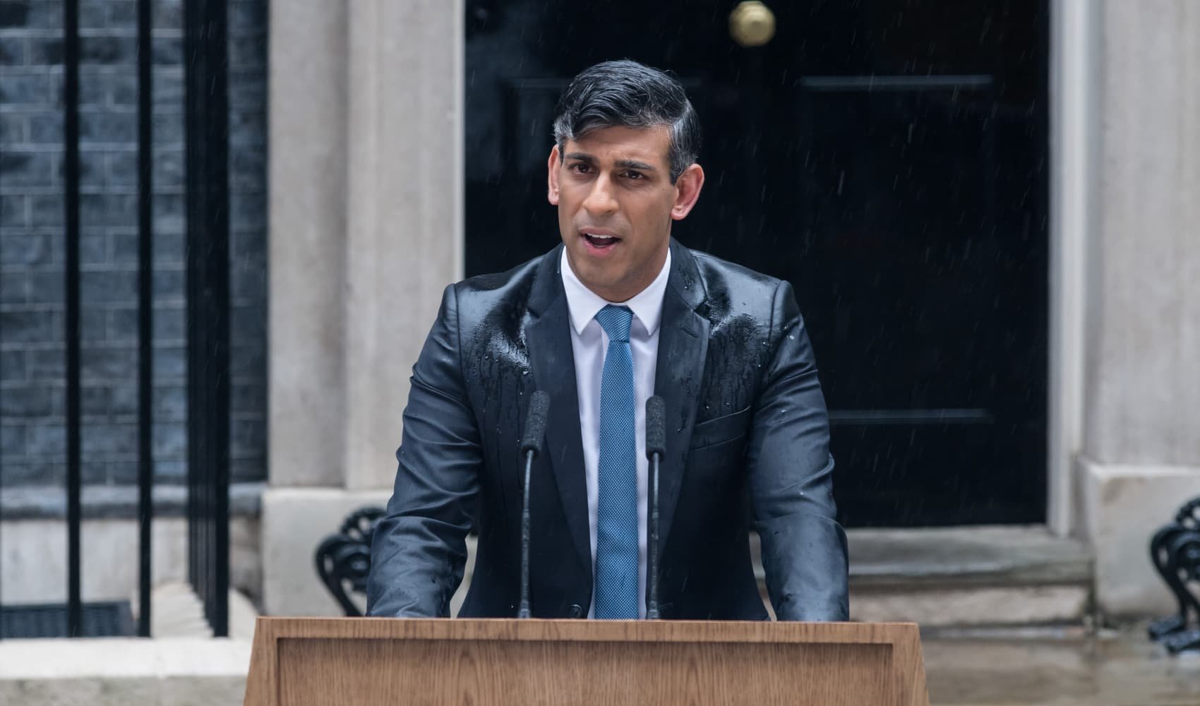 Shock summer election in Britain predicted to deliver 'historic' result – NBC New York - Vimarsana News