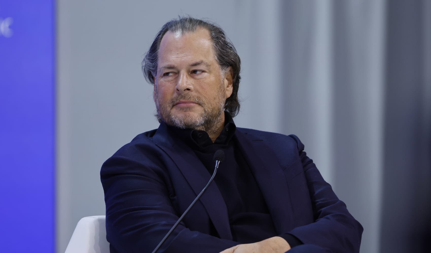 Salesforce shares plunge 17% on revenue miss, weak forecast - Vimarsana News