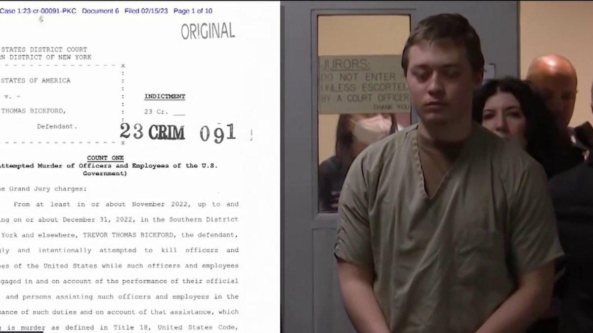 Man sentenced for machete attack on NYPD officers in Times Square on ...