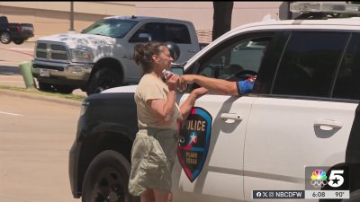 Plano woman thanks police for helping her with homelesseness