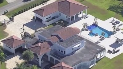 Authorities raid Sean Kingston's mansion in Southwest Ranches