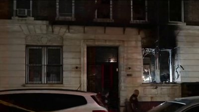 Woman intentionally sets Brooklyn building on fire, killing man inside