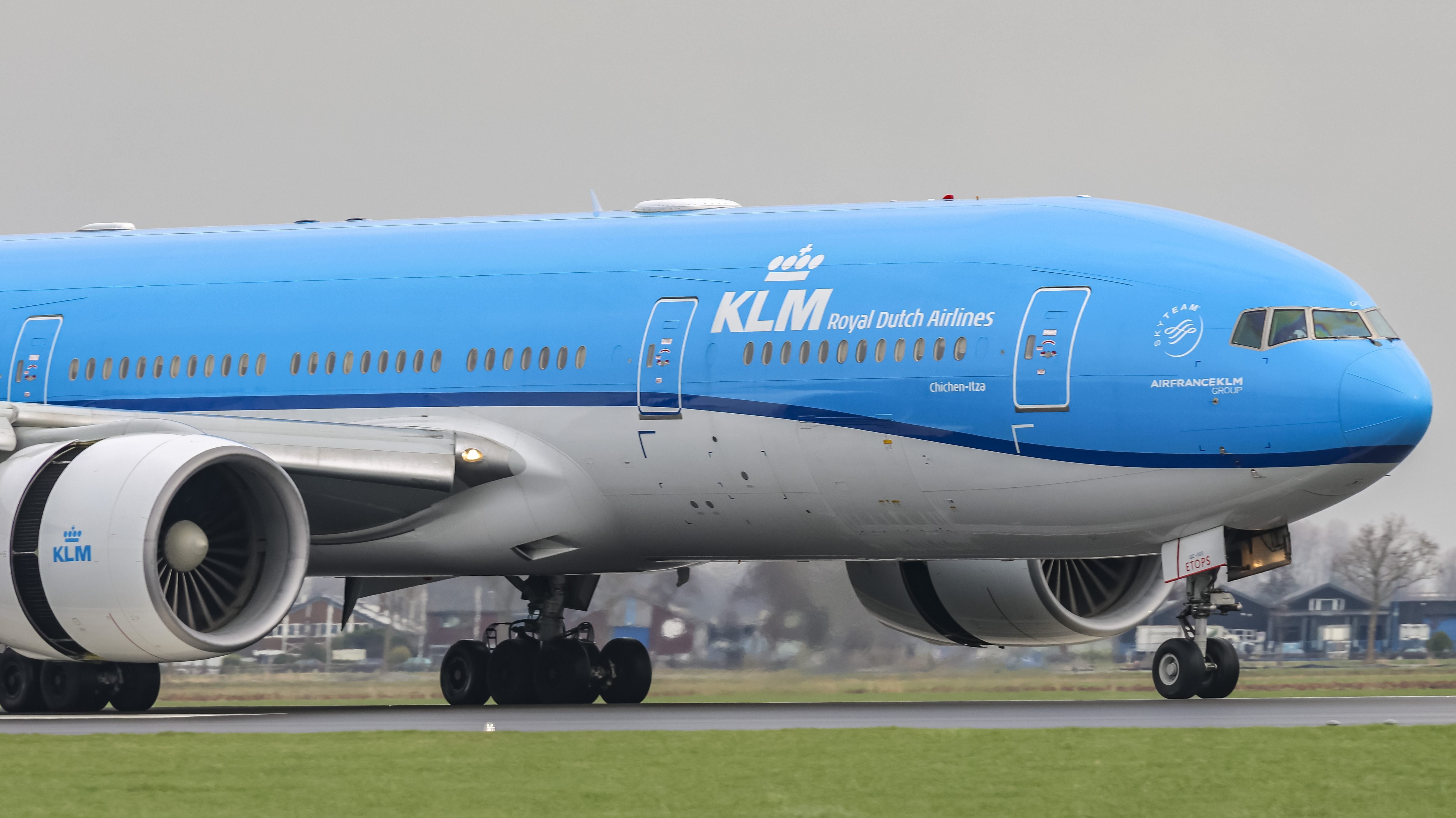 Person killed at Netherlands airport after becoming trapped in airplane engine – NBC New York - Vimarsana News