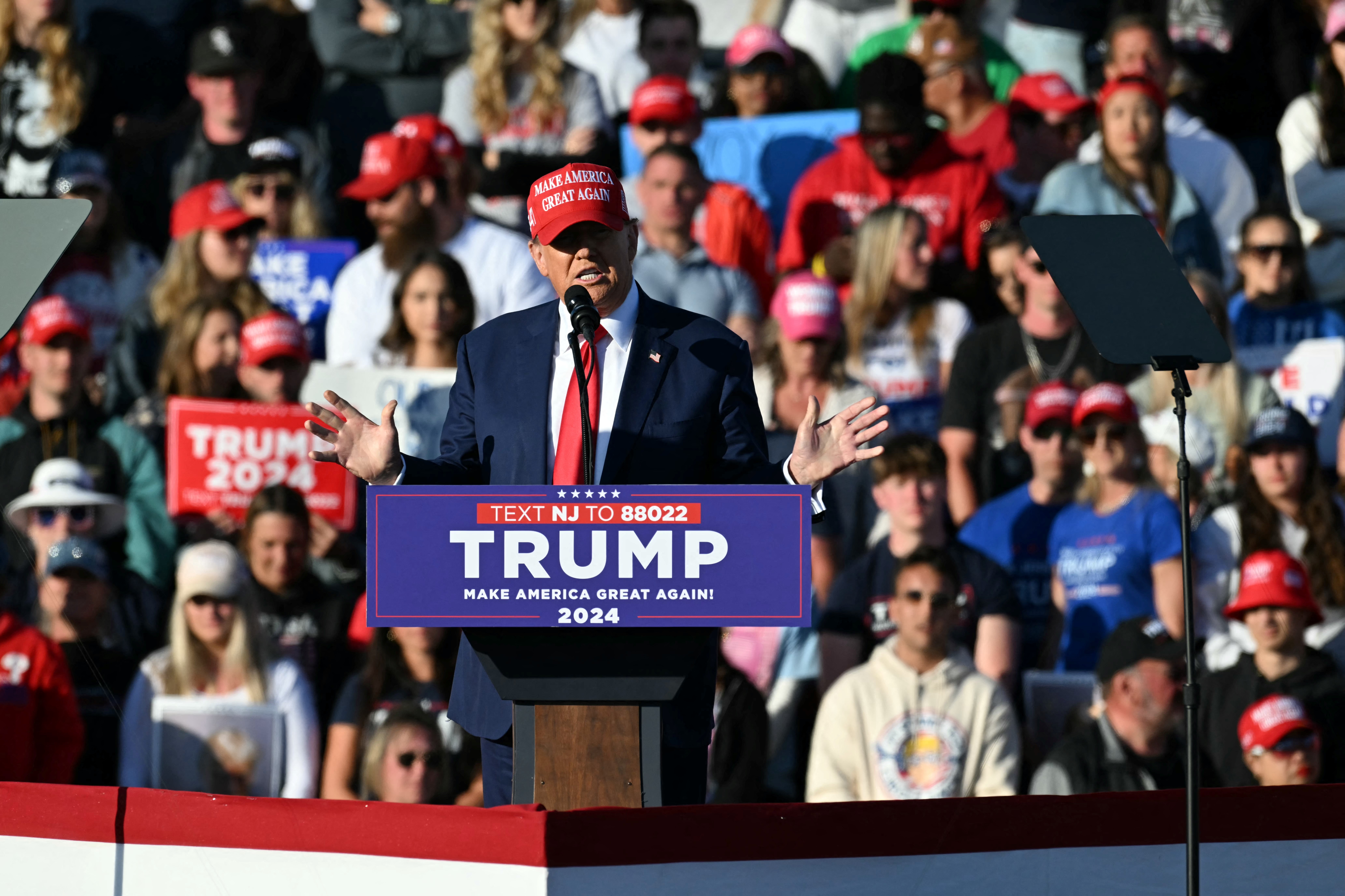 Trump Returns to Bronx for Rally Amidst Trial Hiatus