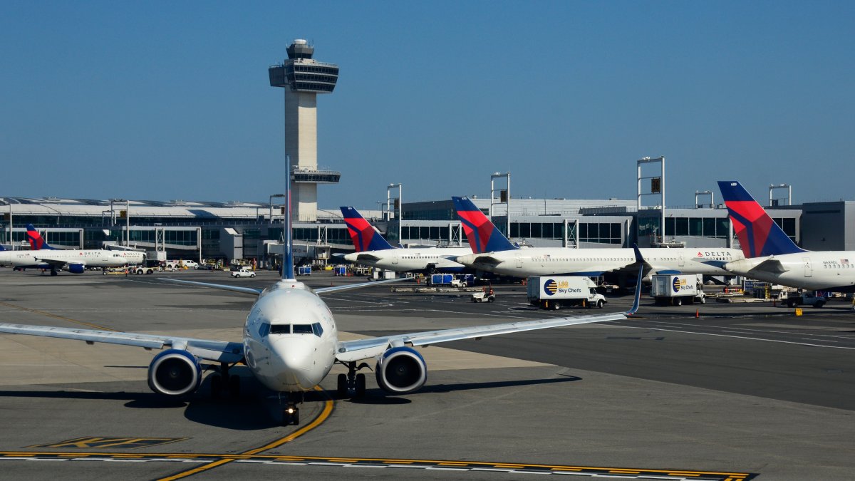 NJ man threatened to 'shoot up' JFK Airport after estranged wife landed: DA – NBC New York - Vimarsana News