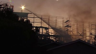 Fire rips through construction project in Redwoood City