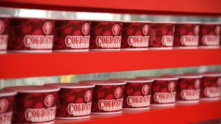 Long Island woman suing Cold Stone over ice cream flavors – NBC New York