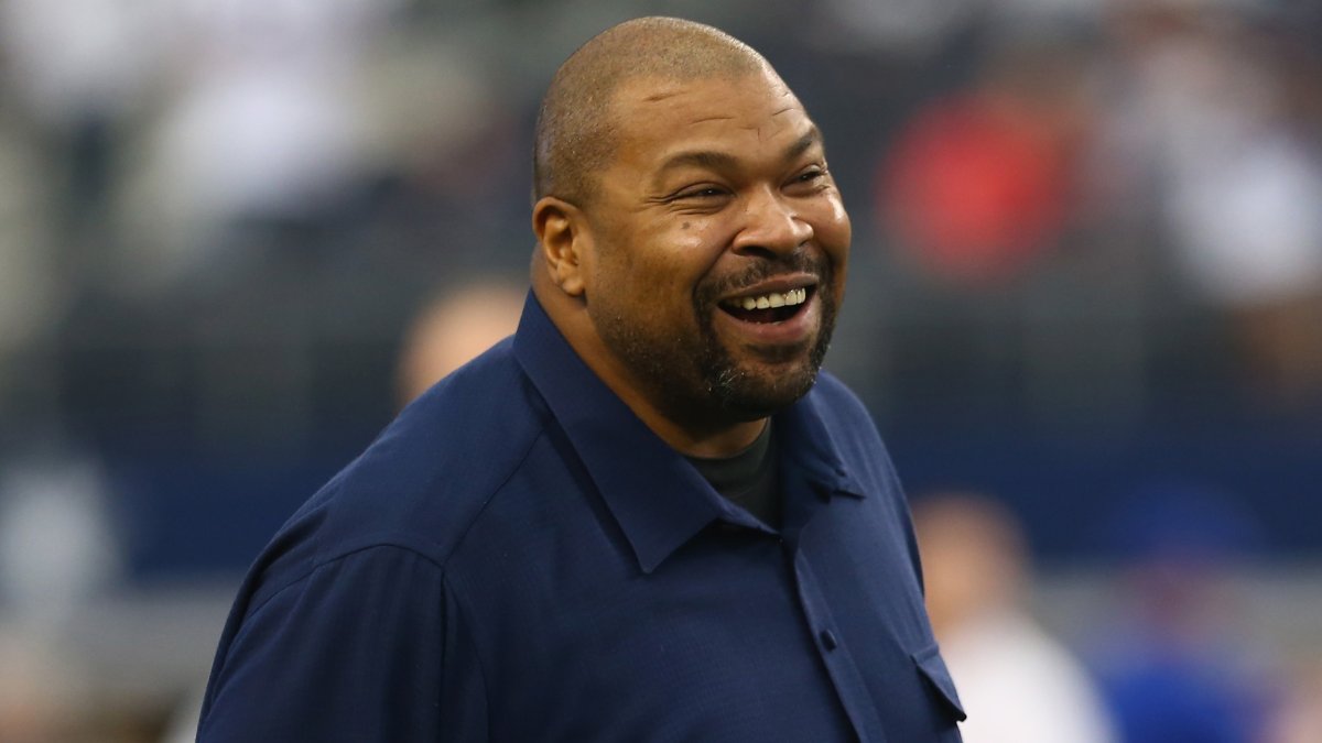 Cowboys Hall of Famer Larry Allen dies at 52