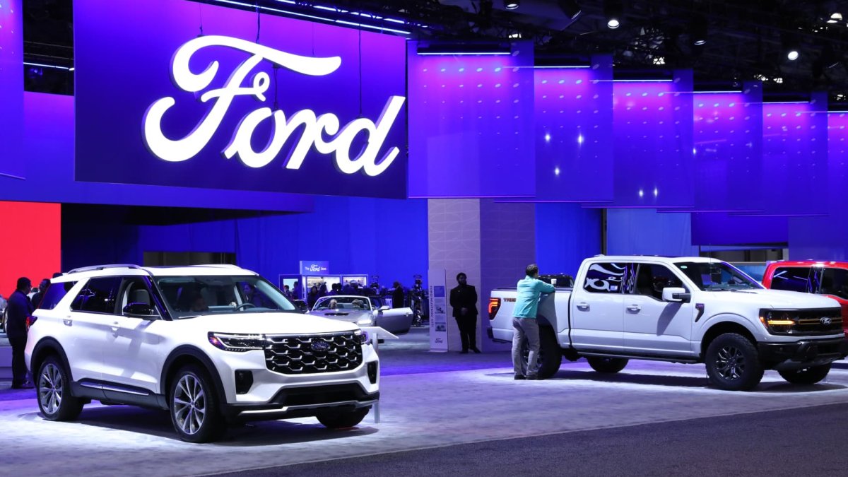 Ford Motor is about to report earnings. Here’s what to expect NBC New