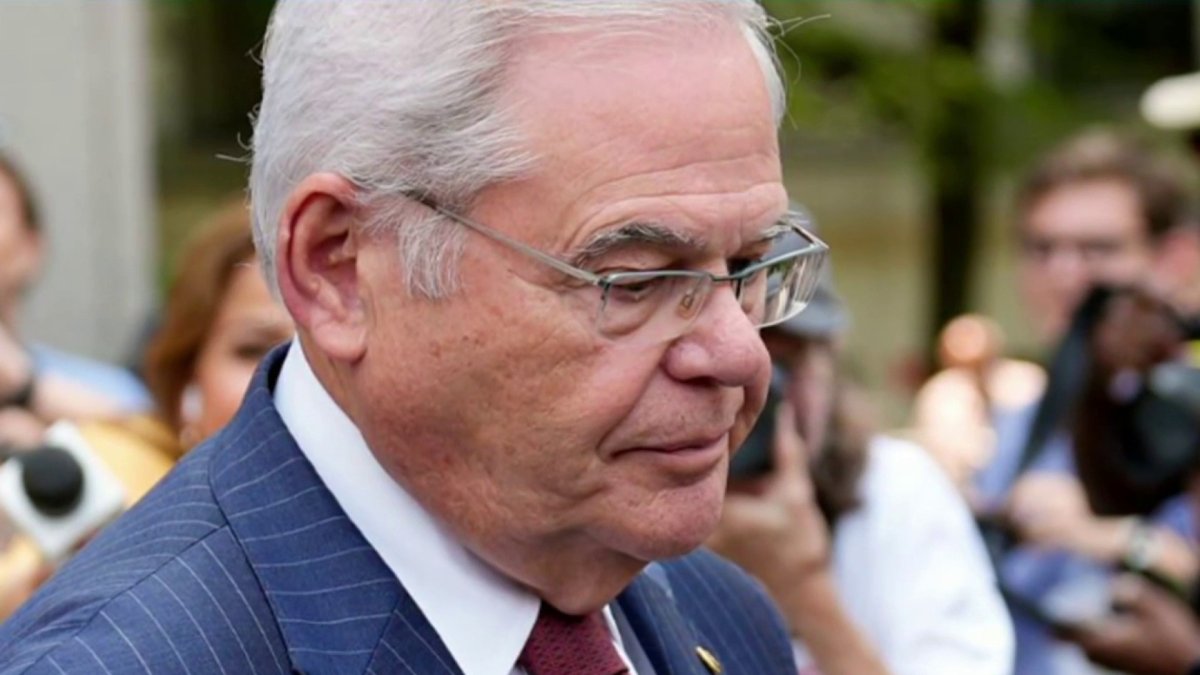 NJ Sen. Bob Menendez will resign on Aug. 20, he says in letter to ...