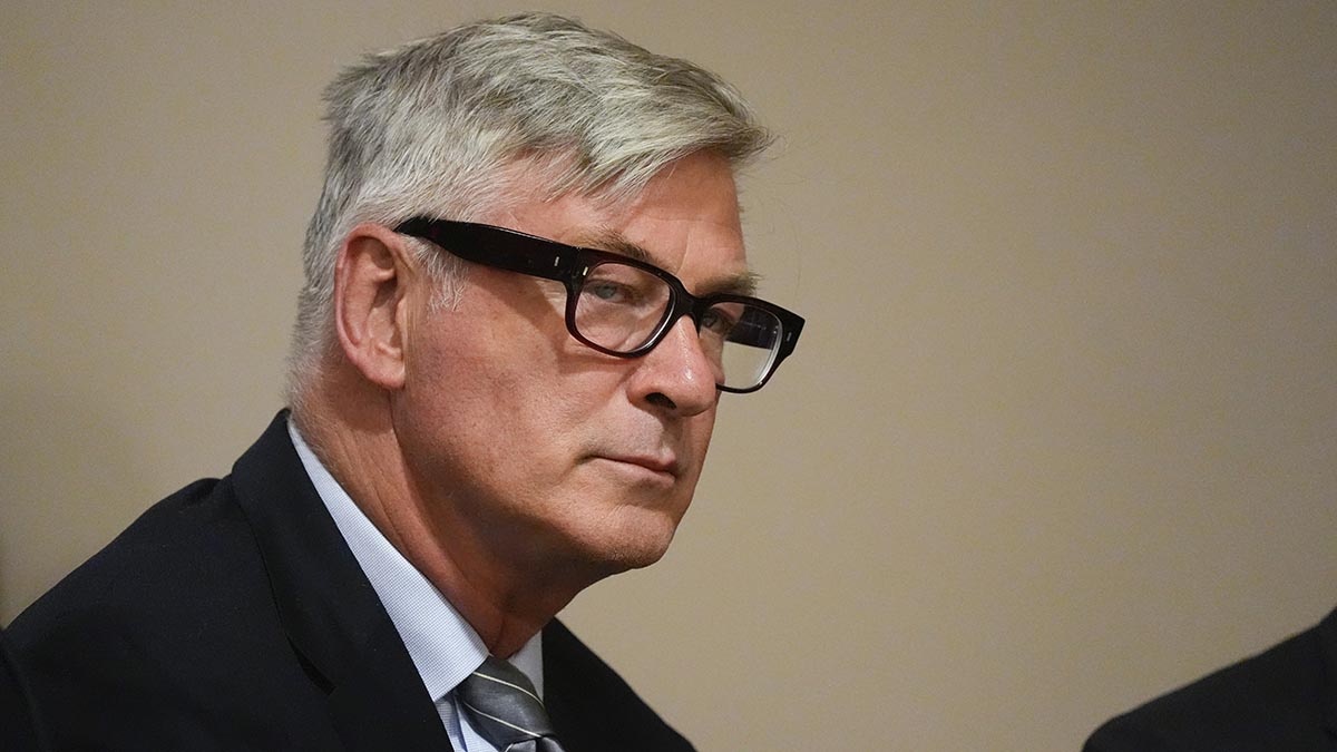 ‘Rust’ shooting trial Alec Balwin in New Mexico for pretrial hearing NBC New York