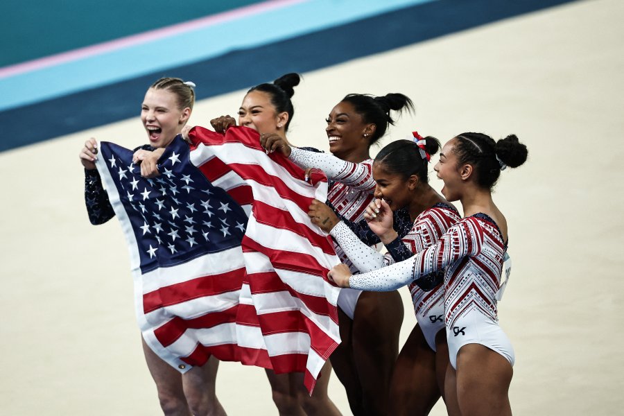 USA team celebrates