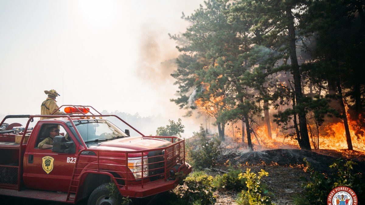 Forest fire breaks out at NJ’s Warren Grove Air to Ground Range NBC