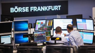 Europe markets set for mixed open as investors look to economic data, weigh tech sector