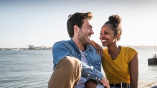 Harvard-trained psychologist: 9 phrases people in healthy, thriving relationships don’t say