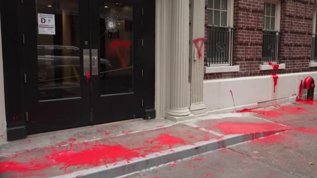 Columbia University executive’s Brooklyn apartment building vandalized ...