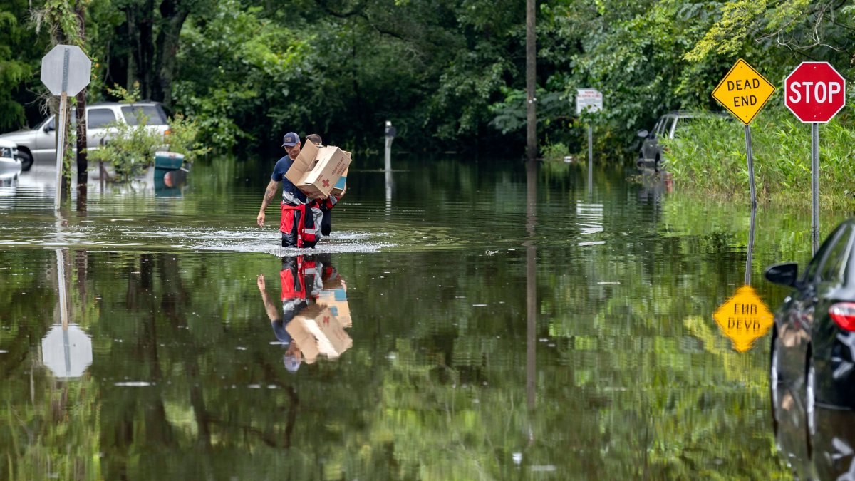 Slowmoving Tropical Storm Debby to swamp southeastern US NBC New York