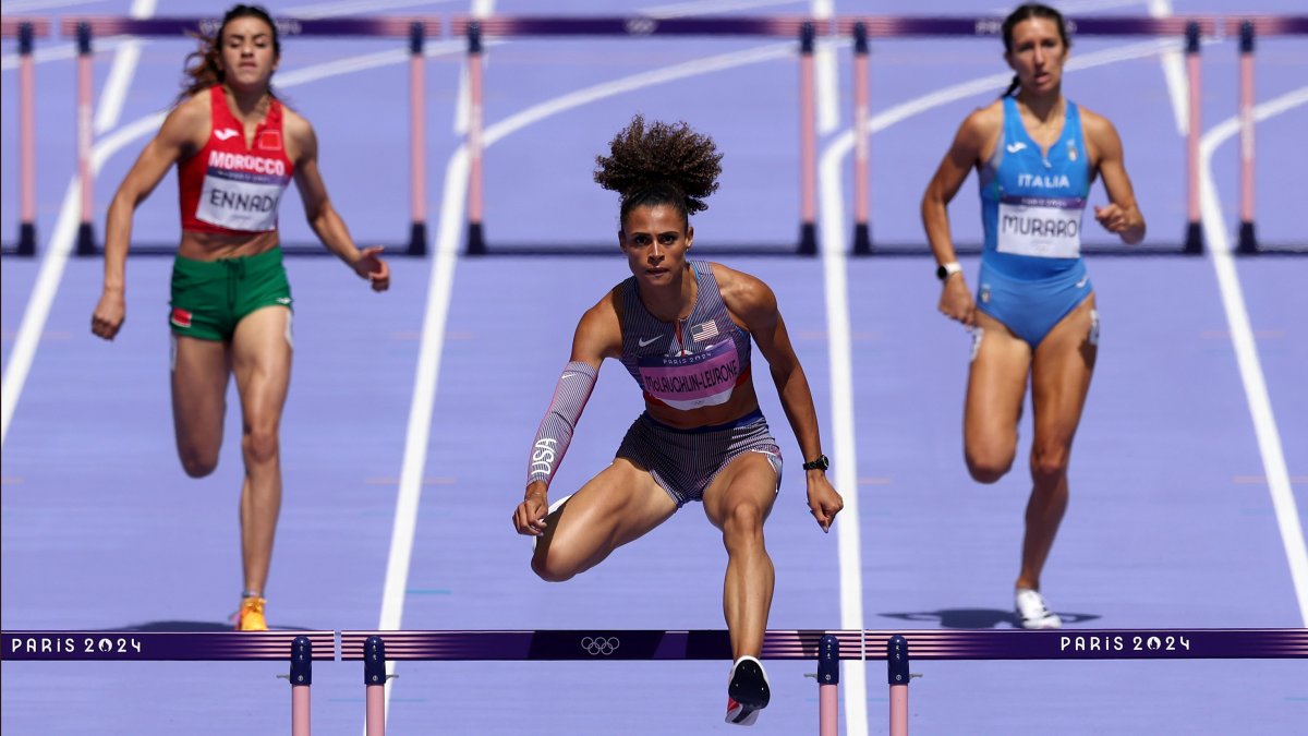 Sydney McLaughlin-Levrone: Undeterred by Hurdle Mishap, Comfortably Cruises to 400m Hurdles Gold