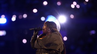 French singer Yseult performs during the closing ceremony of the Paris 2024 Olympic Games at the Stade de France, in Saint-Denis, in the outskirts of Paris, on August 11, 2024. (Photo by Franck FIFE / AFP) (Photo by FRANCK FIFE/AFP via Getty Images)