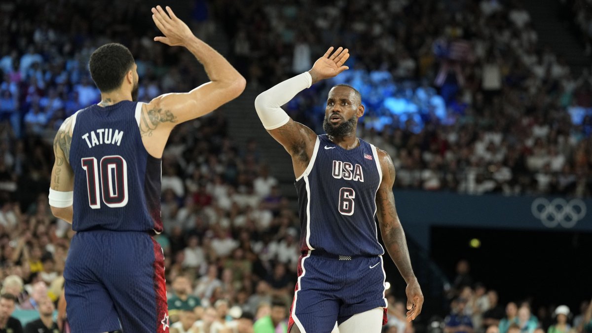 Live updates USA men’s basketball advances in 2025 Olympics with rout