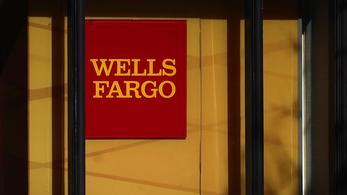 Officials probe death of Wells Fargo employee found dead in her cubicle