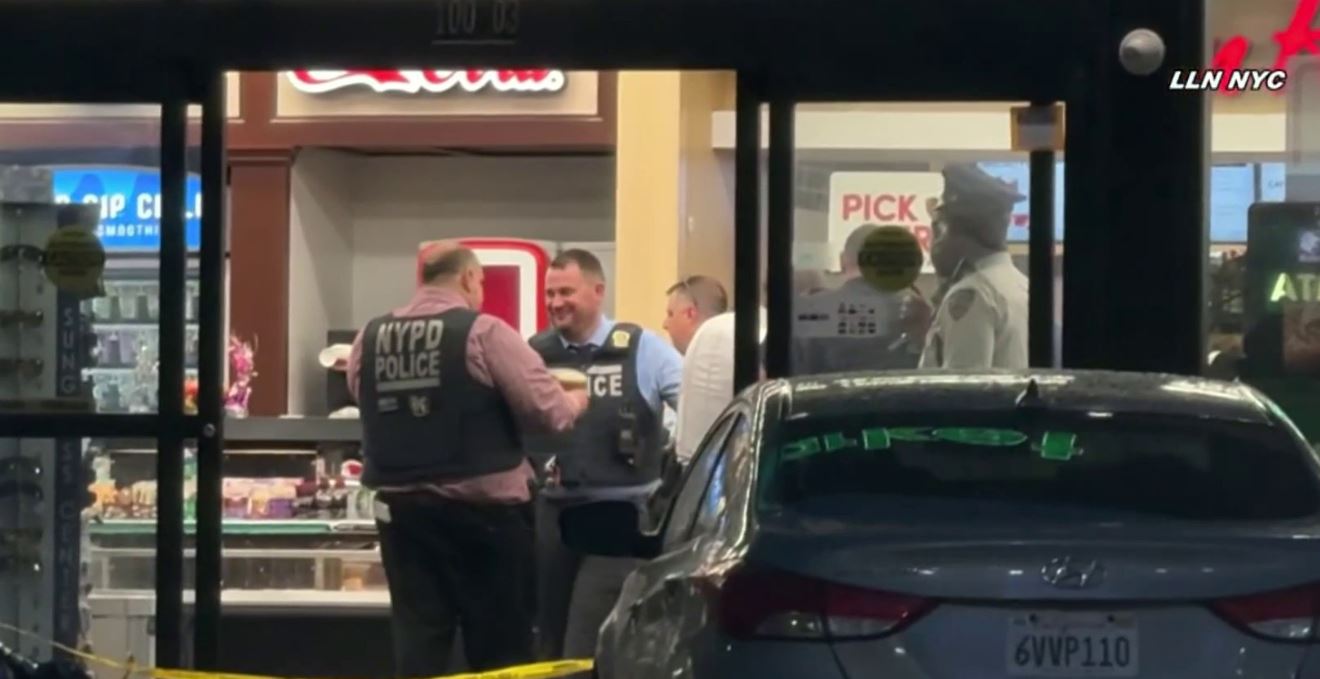 queens stabbing