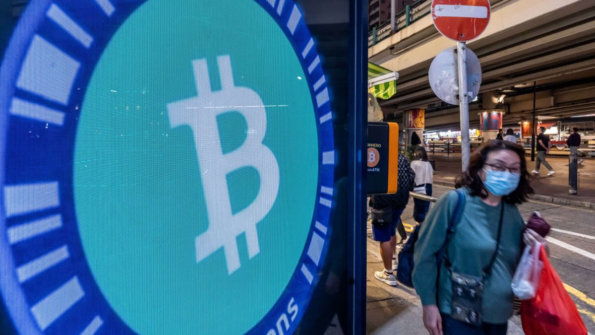 CNBC Daily Open: Bitcoin doesn't really have a use (yet)