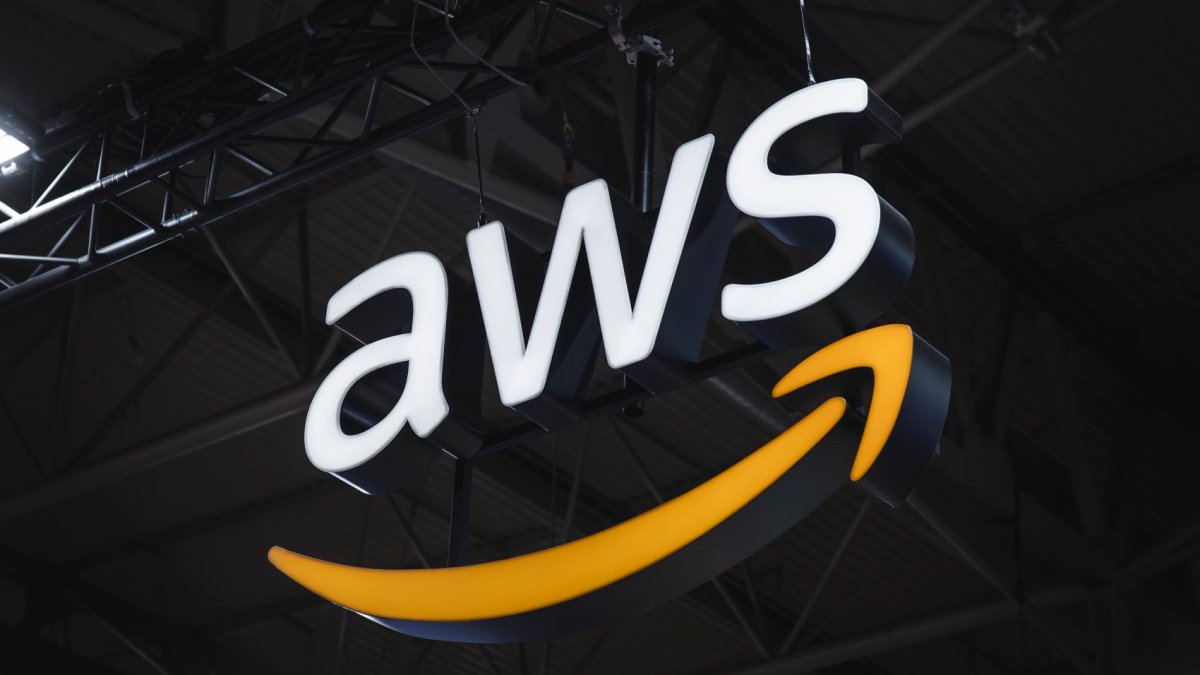 Amazon makes &pound;8 billion UK investment to build cloud and AI infrastructure