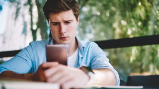 1 in 3 Gen Z men turn to social media for health advice: Here’s how to spot medical misinformation online