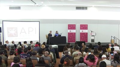 San Francisco mayoral candidates address API community