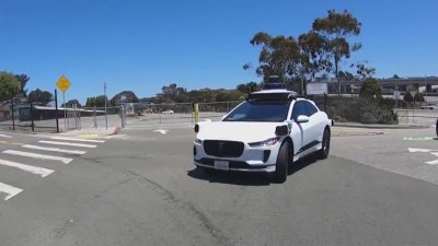 Driverless cars can't get traffic tickets in CA, but new law offers compromise