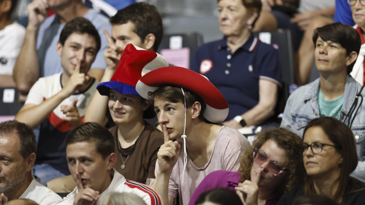 Paralympics fans learn when to be silent and when to make noise at sports for the visually impaired