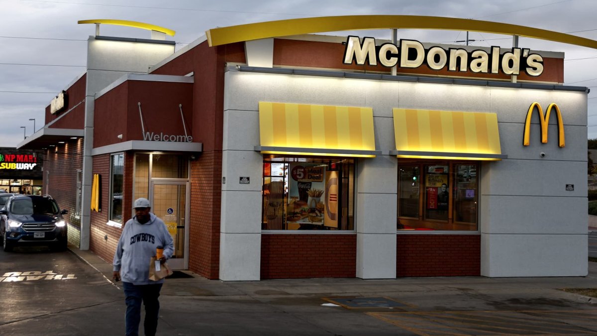 CDC told McDonald’s about potential E. coli outbreak late last week