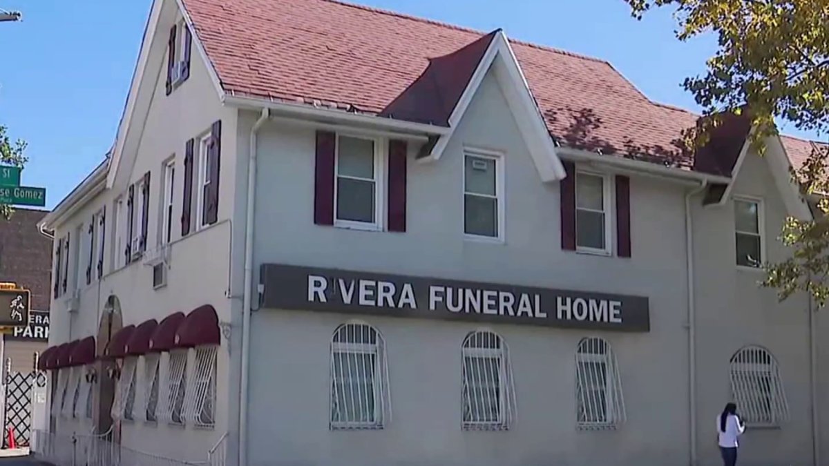 Queens funeral home sued after allegedly sending woman’s body to wrong