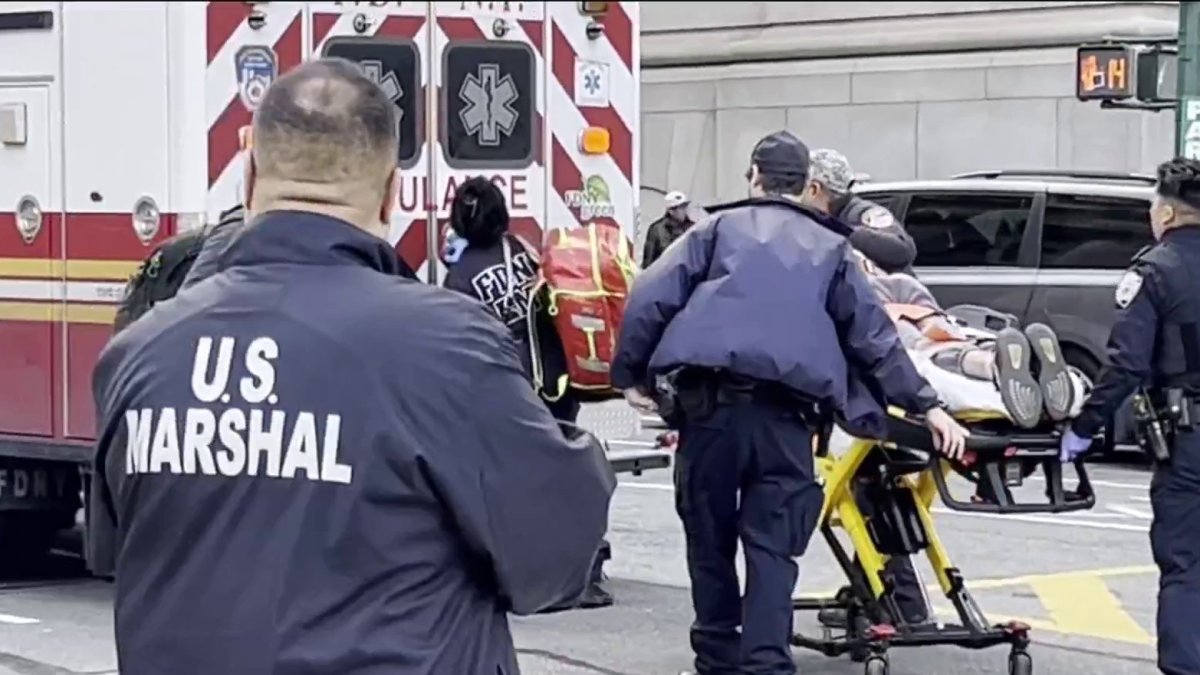 Man stabbed outside municipal building in lower Manhattan – NBC New York