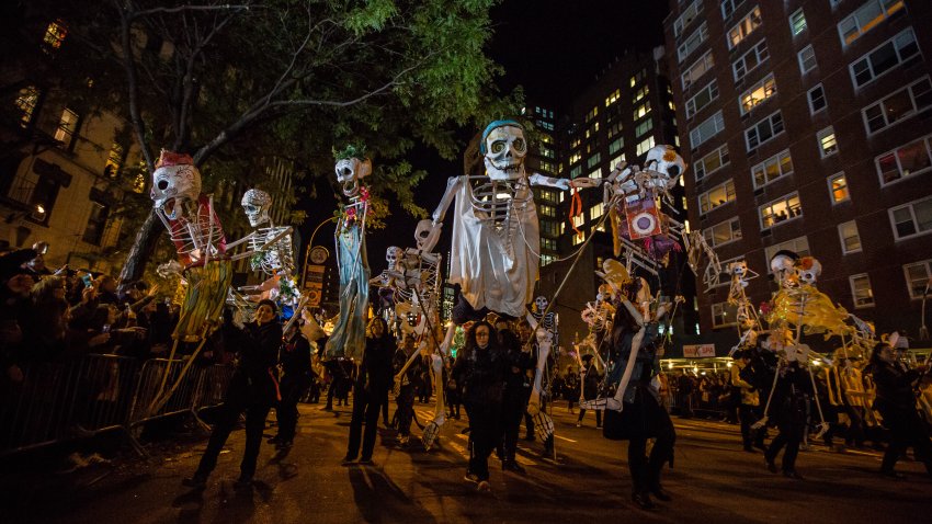 NEW YORK, NY – OCTOBER 31:  People dressed in Halloween costume take part in Halloween celebrations held within 43rd annual Village Halloween parade October 31, 2016 in New York. (Photo by Maite H. Mateo/VIEWpress/Corbis via Getty Images)