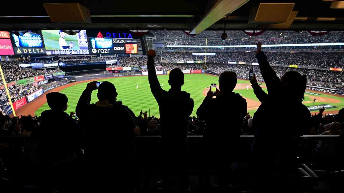 Ticket prices for the World Series rise following the Yankees’ Game 4 triumph – NBC New York